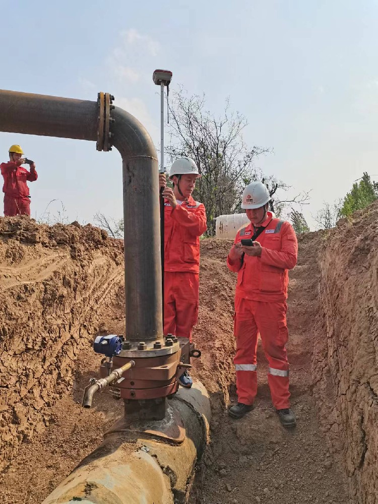 無線壓力變送器、無線溫度變送器、無線液位變送器工況現(xiàn)場使用圖